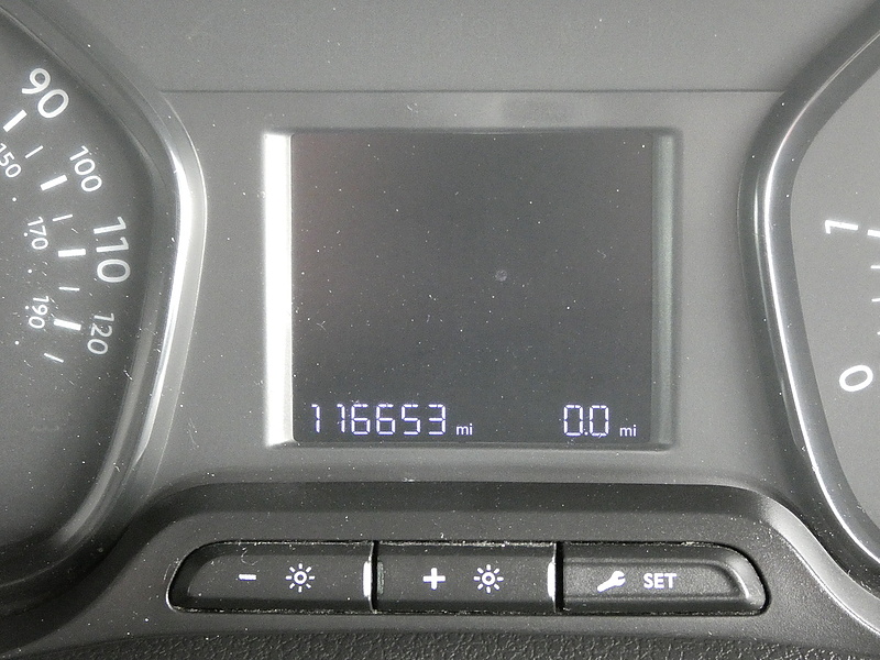 Peugeot 2017 66 PEUGEOT EXPERT 1.6HDI 6 SEAT CREW 2 CAGE DOG VAN EURO 6 116K