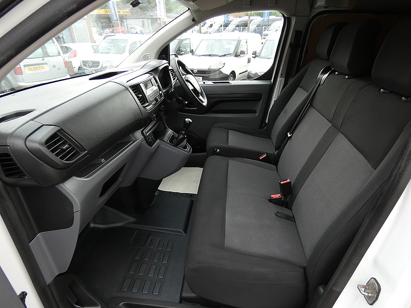 Peugeot 2017 66 PEUGEOT EXPERT 1.6HDI 6 SEAT CREW 2 CAGE DOG VAN EURO 6 116K