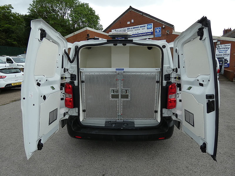 Peugeot 2017 66 PEUGEOT EXPERT 1.6HDI 6 SEAT CREW 2 CAGE DOG VAN EURO 6 116K