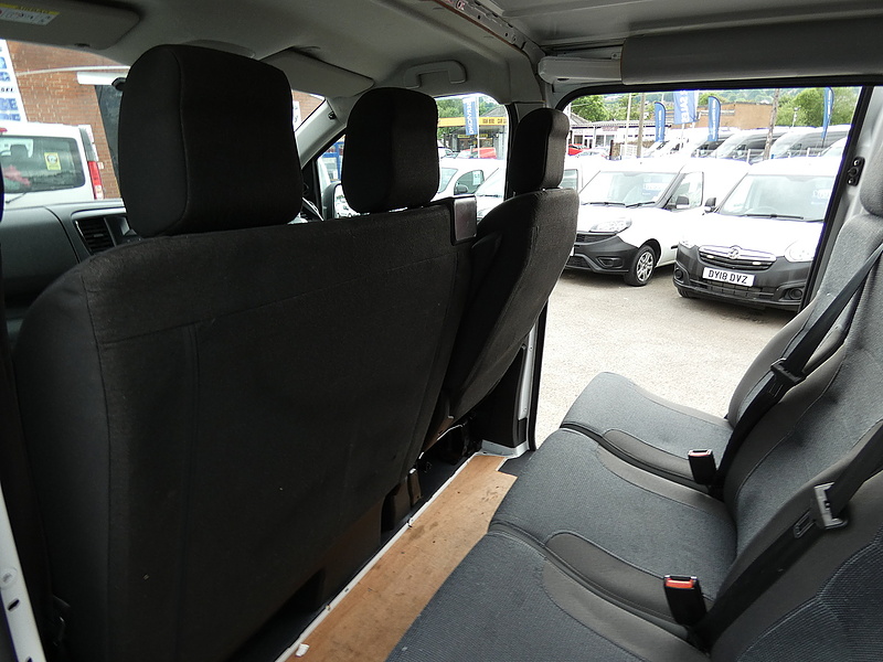 Peugeot 2017 66 PEUGEOT EXPERT 1.6HDI 6 SEAT CREW 2 CAGE DOG VAN EURO 6 116K