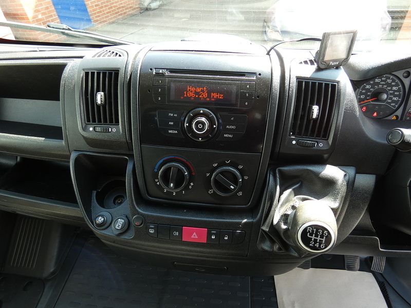 Peugeot 2014 14 PEUGEOT BOXER 2.2HDI 335 DROPSIDE PICKUP 4M BODY