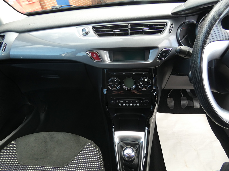 Citroen 2015 15 CITROEN C3 1.6 BLUEHDI EXCLUSIVE ONLY 31K CAT N