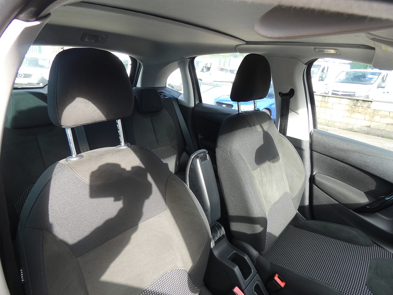 Citroen 2015 15 CITROEN C3 1.6 BLUEHDI EXCLUSIVE ONLY 31K CAT N