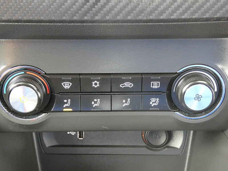 MG 2020 20 MG ZS T-GDI EXCITE SUV 1.0 AUTO LOTS OF SPEC STUNNING