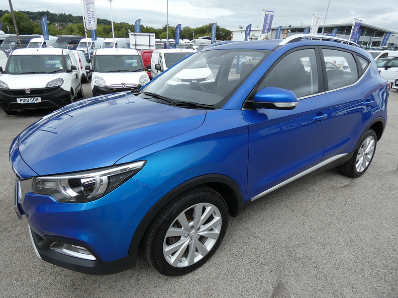 MG 2020 20 MG ZS T-GDI EXCITE SUV 1.0 AUTO LOTS OF SPEC STUNNING
