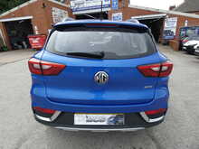 2020 20 MG ZS T-GDI EXCITE SUV 1.0 AUTO LOTS OF SPEC STUNNING