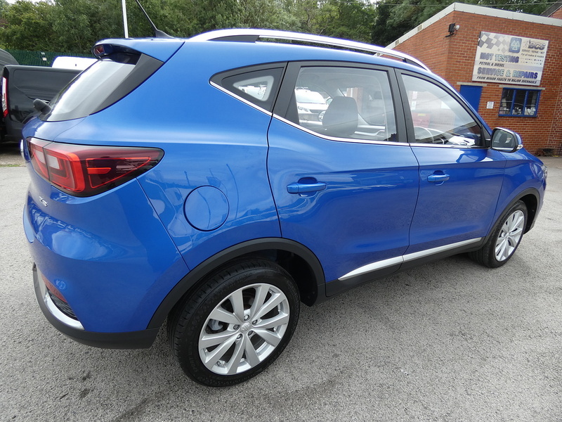 MG 2020 20 MG ZS T-GDI EXCITE SUV 1.0 AUTO LOTS OF SPEC STUNNING
