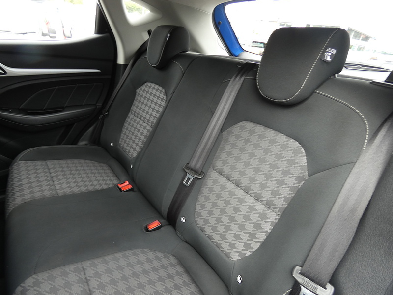 MG 2020 20 MG ZS T-GDI EXCITE SUV 1.0 AUTO LOTS OF SPEC STUNNING