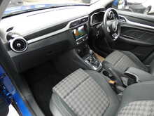 2020 20 MG ZS T-GDI EXCITE SUV 1.0 AUTO LOTS OF SPEC STUNNING