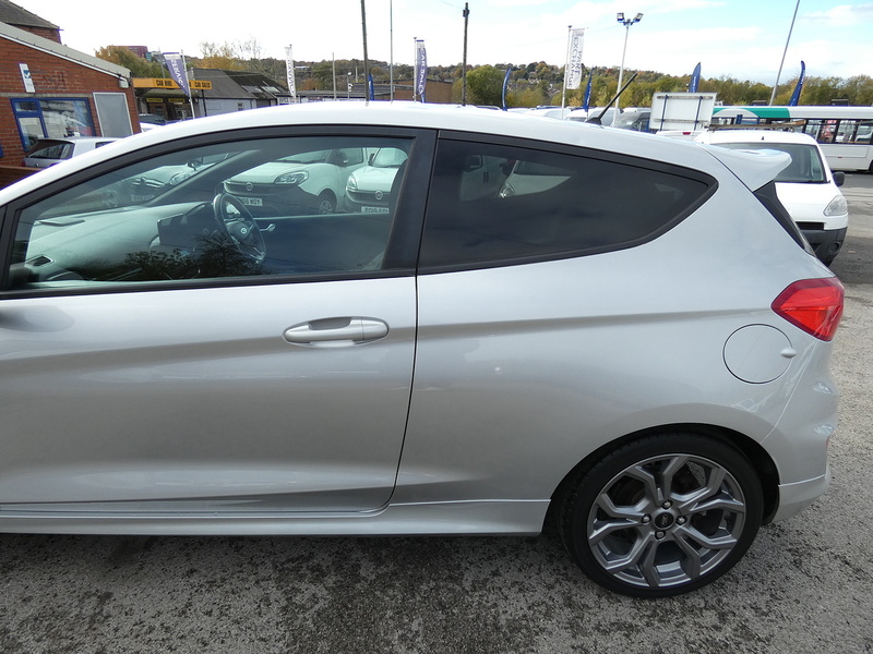 Ford 2018 67 FORD FIESTA 1.0T ECOBOOST ST-LINE 3 DOOR HACTH EURO 6
