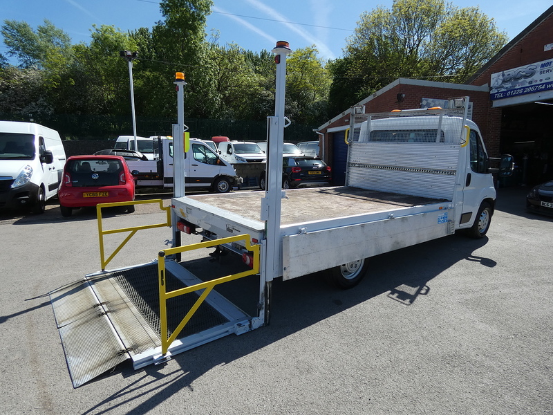 Fiat 2018 68 FIAT DUCATO 2.3 MULTIJET 35 LWB 3.6M DROPSIDE PICKUP WITH TAIL LIFT