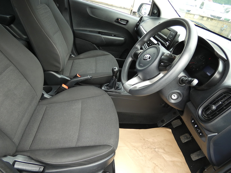 Kia 2018 68 KIA PICANTO 1.0 1 5 DOOR EURO 6 EX COUNCIL FSH