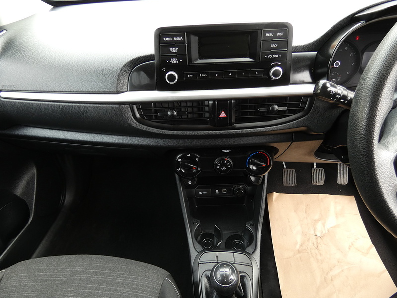 Kia 2018 68 KIA PICANTO 1.0 1 5 DOOR EURO 6 EX COUNCIL FSH