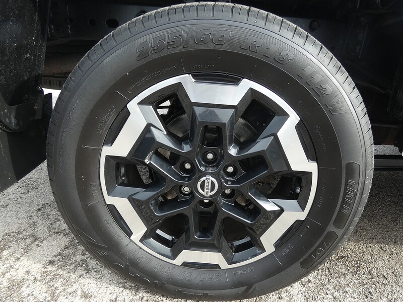 Nissan 2019 19 NISSAN NAVARA 2.3 DCI DOUBLE CAB TEKNA AUTO NO VAT