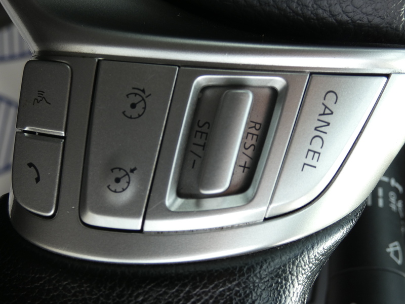 Nissan 2019 19 NISSAN NAVARA 2.3 DCI DOUBLE CAB TEKNA AUTO NO VAT