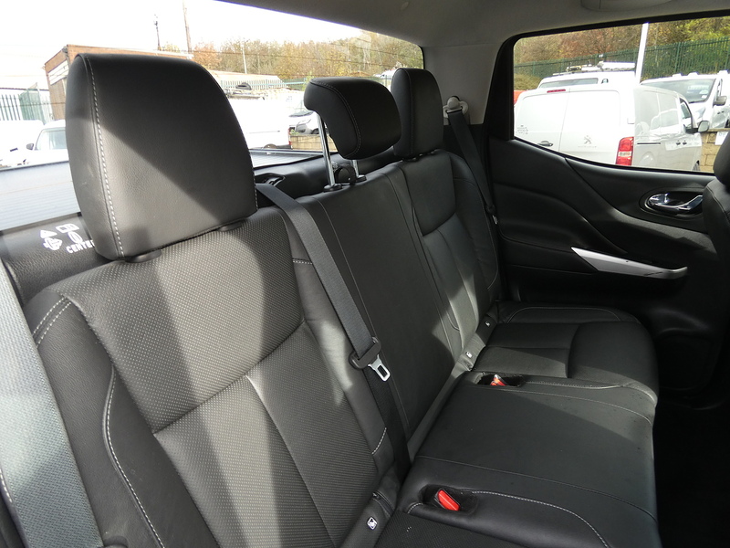 Nissan 2019 19 NISSAN NAVARA 2.3 DCI DOUBLE CAB TEKNA AUTO NO VAT