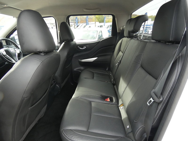 Nissan 2019 19 NISSAN NAVARA 2.3 DCI DOUBLE CAB TEKNA AUTO NO VAT