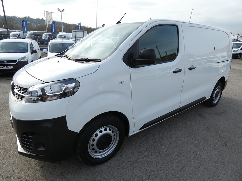 Vauxhall 2019 69 VAUXHALL VIVARO 1.5 TURBO D 2900 EDITION L1H1 ONLY 44K LOOK