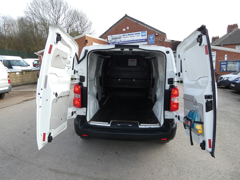 Vauxhall 2019 69 VAUXHALL VIVARO 1.5 TURBO D 2900 EDITION L1H1 ONLY 44K LOOK