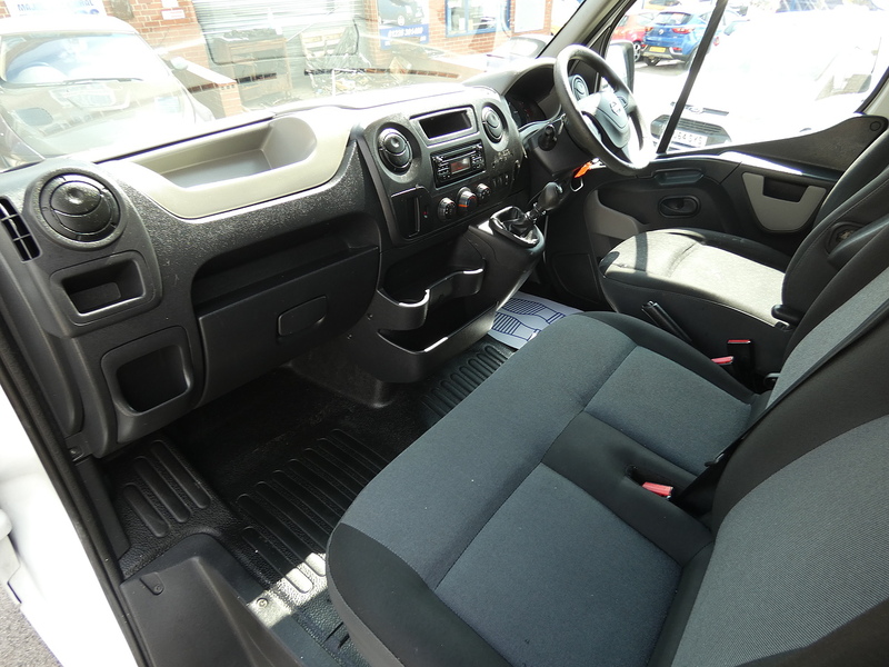 Nissan 2016 16 NISSAN NV400 2.3DCI L1H1 SWB LOW ROOF ONLY 94K