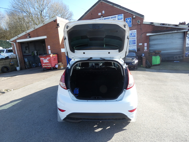 Ford 2017 17 FORD FIESTA VAN 1.5 TDCI SPORT NO VAT BONNY MOTOR