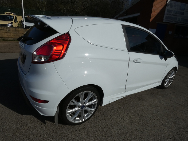 Ford 2017 17 FORD FIESTA VAN 1.5 TDCI SPORT NO VAT BONNY MOTOR