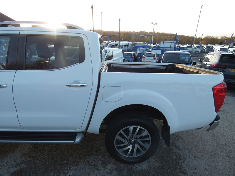 Nissan 2019 68 NISSAN NAVARA 2.3 DCI AUTO TEKNA DOUBLE CAB PICKUP NO VAT