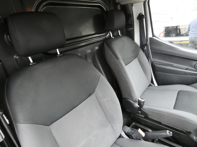 Nissan 2015 64 NISSAN NV200 1.5DCI ACENTA PANEL VAN FULL HISTORY