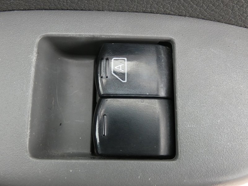 Nissan 2015 64 NISSAN NV200 1.5DCI ACENTA PANEL VAN FULL HISTORY