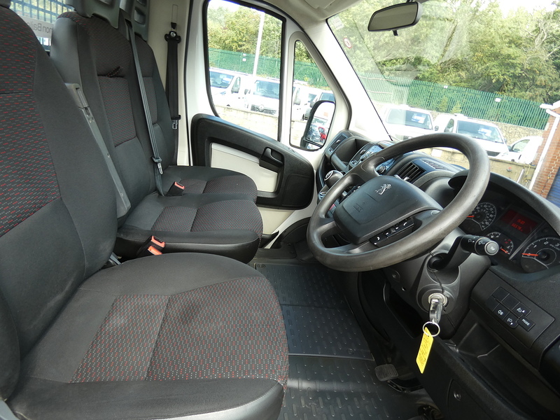 Peugeot 2018 18 PEUGEOT BOXER 2.2 HDI EURO SINGLE CAB 3.6M TIPPER ONLY 66K