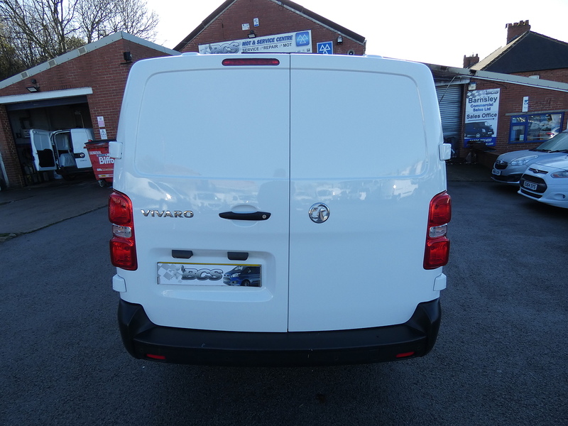 Vauxhall 2020 70 VAUXHALL VIVARO 1.5 TURBO D 2900 DYNAMIC LWB ONLY 65K