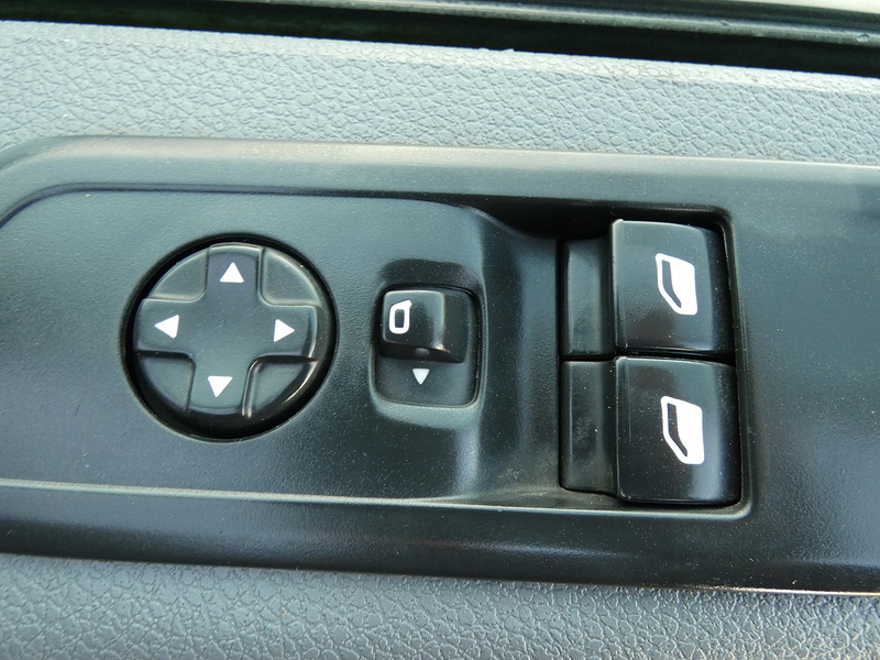 Vauxhall 2020 70 VAUXHALL VIVARO 1.5 TURBO D 2900 DYNAMIC LWB ONLY 65K