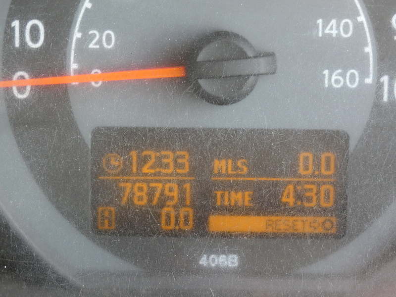 Nissan 2013 63 NISSAN CABSTAR 2.5DCI 35.14 CREW CAB 3.5M DROPSIDE PICKUP EX COUNCIL