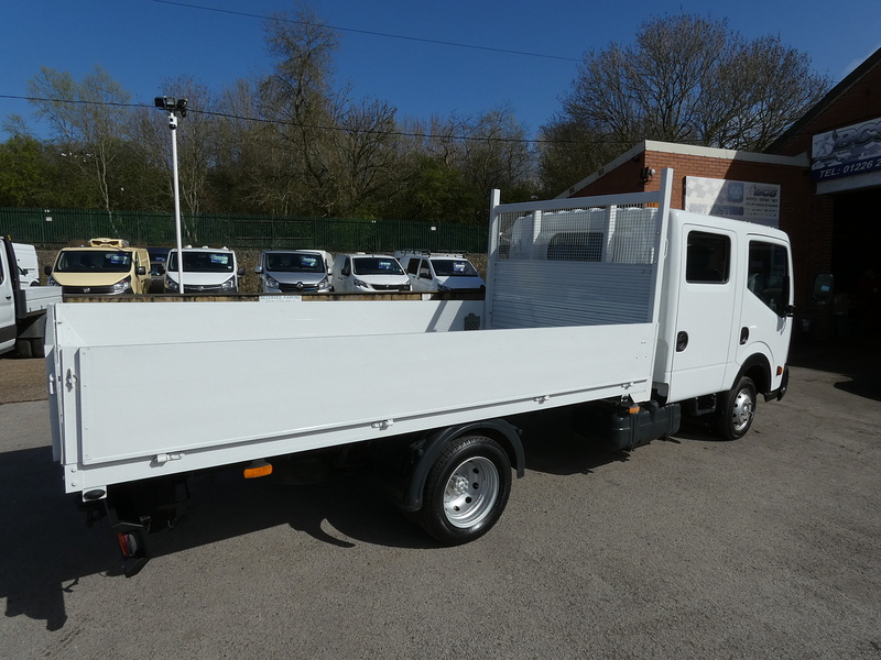 Nissan 2013 63 NISSAN CABSTAR 2.5DCI 35.14 CREW CAB 3.5M DROPSIDE PICKUP EX COUNCIL