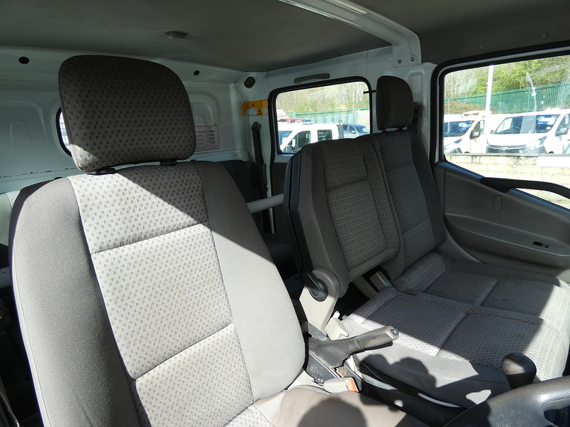 Nissan 2013 63 NISSAN CABSTAR 2.5DCI 35.14 CREW CAB 3.5M DROPSIDE PICKUP EX COUNCIL