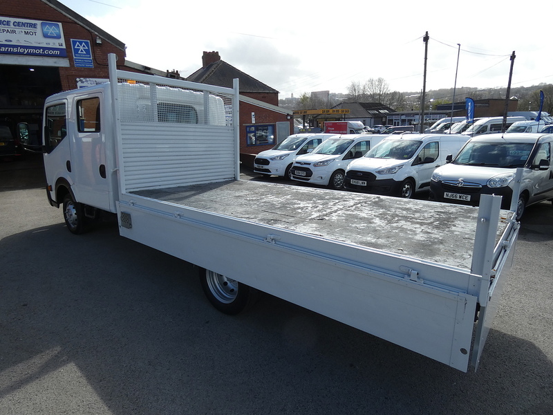 Nissan 2013 63 NISSAN CABSTAR 2.5DCI 35.14 CREW CAB 3.5M DROPSIDE PICKUP EX COUNCIL