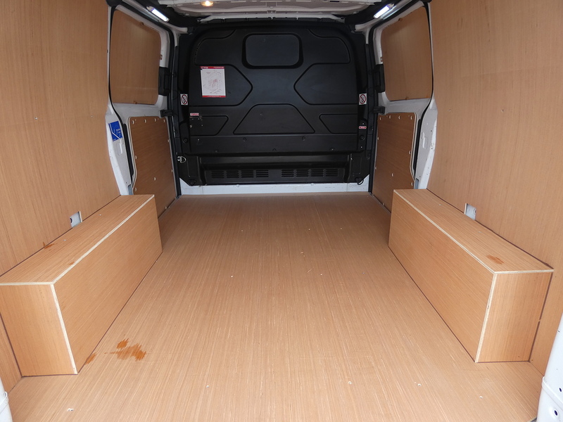 Ford 2018 18 FORD TRANSIT CUSTOM 320 2.0 ECOBLUE L1H1 SWB TWIN SLD