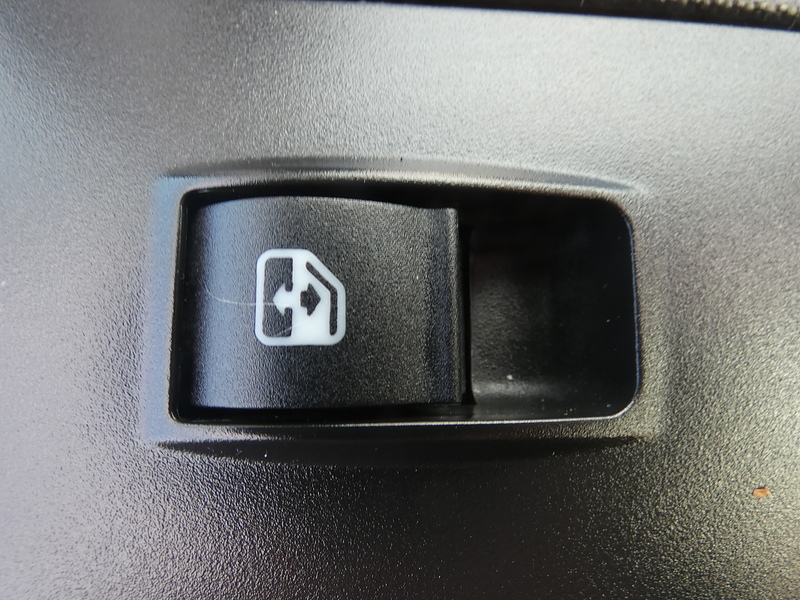 Iveco 2018 68 IVECO DAILY 2.3TD 14V 35S L2H2 MEDIUM WHEELBASE PANEL VAN NO VAT