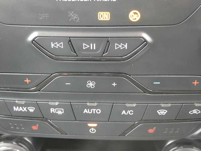 Ford 2021 71 FORD RANGER 2.0 ECOBLUE WILDTRAK AUTO DOUBLE CAB 85K WHITE STUNNING PICKUP