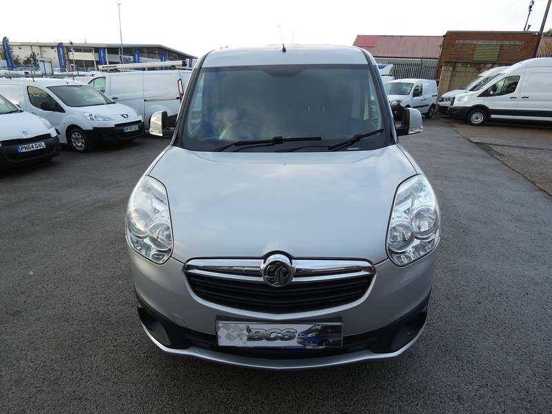 Vauxhall 2017 66 VAUXHALL COMBO L2H1 1.6 CDTI 5 SEAT CREW VAN SPORTIVE ONLY 58K