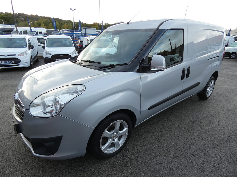 Vauxhall 2017 66 VAUXHALL COMBO L2H1 1.6 CDTI 5 SEAT CREW VAN SPORTIVE ONLY 58K