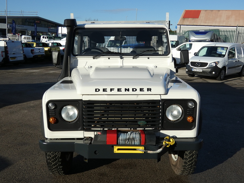 Land Rover 2010 59 LAND ROVER DEFENDER 130 HIGH SIDED TIPPER ONLY 66K CAT S REPAIRED