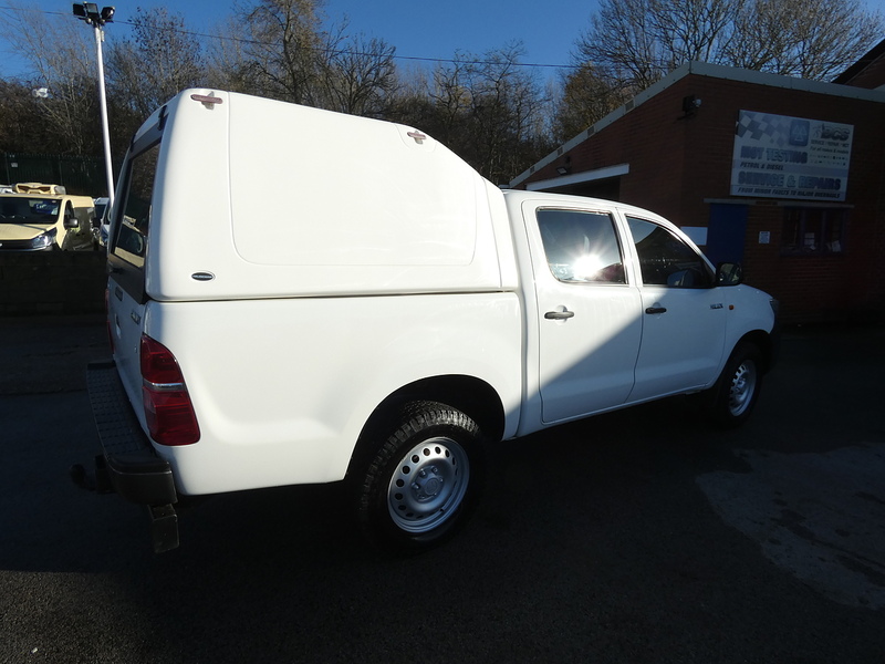 Toyota 2014 64 TOYOTA HI-LUX 2.5 D-4D ACTIVE EXTENDED CAB FULL HISTORY