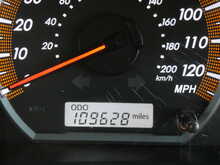 2014 64 TOYOTA HI-LUX 2.5 D-4D ACTIVE EXTENDED CAB FULL HISTORY