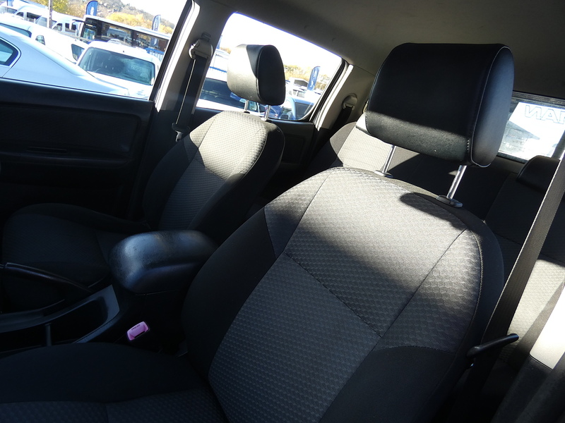 Toyota 2014 64 TOYOTA HI-LUX 2.5 D-4D ACTIVE EXTENDED CAB FULL HISTORY