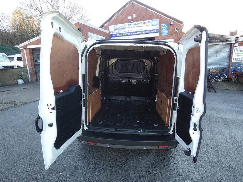Fiat 2020 69 FIAT DOBLO 1.3 MULTIJET 2 TECNICO L1 SWB VAN ONLY 79K