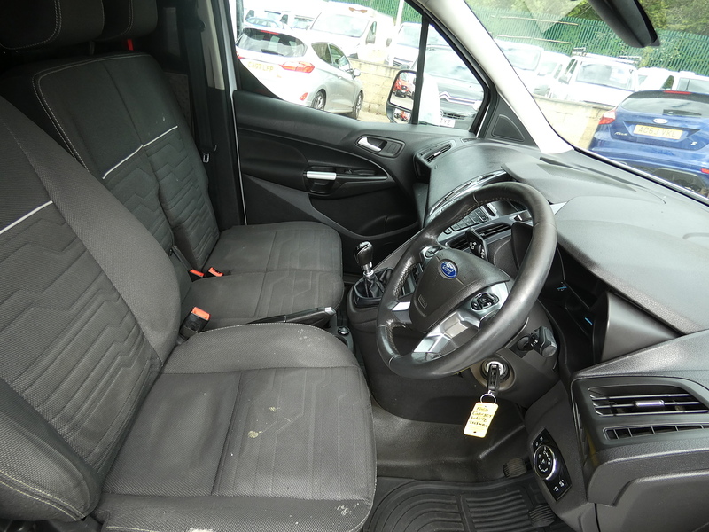 Ford 2015 15 FORD TRANSIT CONNECT 1.6TDCI 200 LIMITED L1H1 STUNNING VAN BIG SPEC