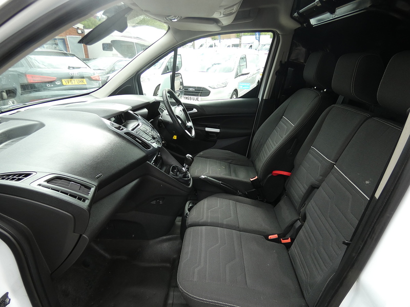 Ford 2015 15 FORD TRANSIT CONNECT 1.6TDCI 200 LIMITED L1H1 STUNNING VAN BIG SPEC