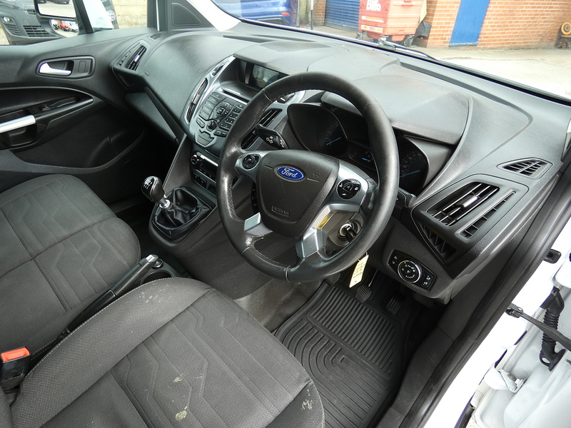 Ford 2015 15 FORD TRANSIT CONNECT 1.6TDCI 200 LIMITED L1H1 STUNNING VAN BIG SPEC
