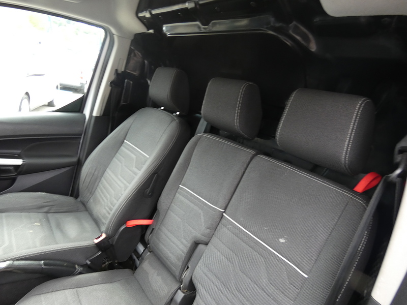Ford 2015 15 FORD TRANSIT CONNECT 1.6TDCI 200 LIMITED L1H1 STUNNING VAN BIG SPEC